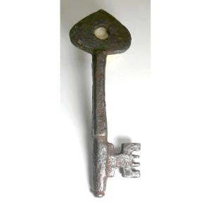 Medieval Key, 15th Century, Beautiful Model, Wrought Iron 11.5cm