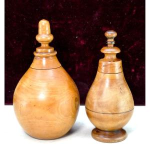 Boxwood Turning, 19th Century, 2 Treens,  Pear-shaped Culbuto Flask