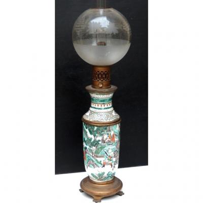 Grande Lampe à Huile Porcelaine De Chine Famille Verte, Bon état Vers 1860