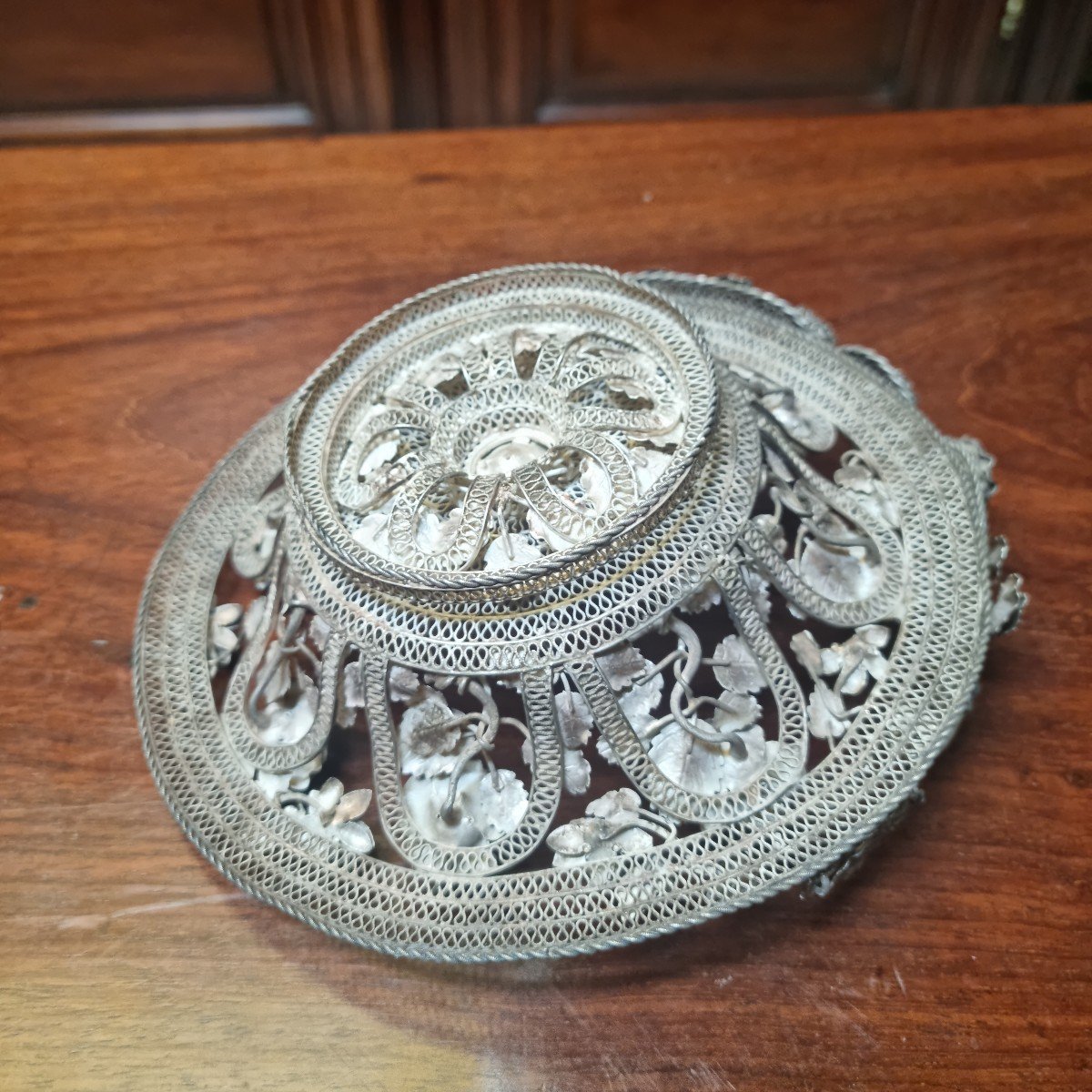 Trash In The Shape Of A Basket In Silver Chiselled With Flowers And Filigree Late Nineteenth Century-photo-3