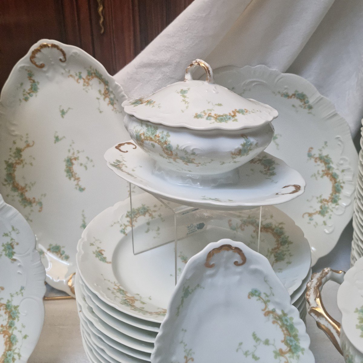 Important Limoges Porcelain Table Service By Pouyat Late Nineteenth-photo-1