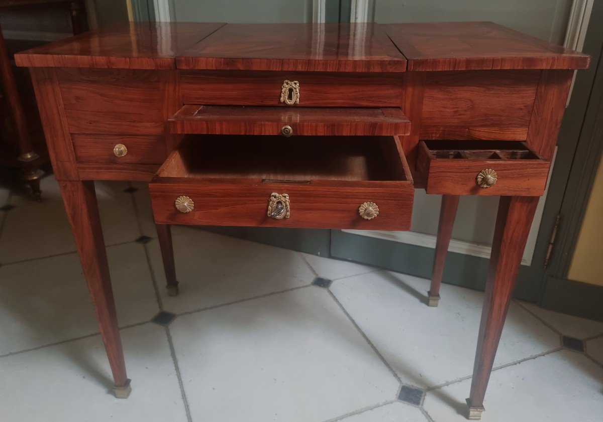 Louis XVI Period Dressing Table In Rosewood Marquetry-photo-2