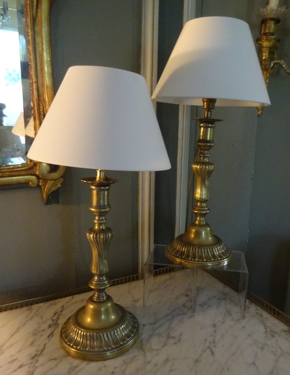 Pair Of 18th Century Bronze Candlesticks Mounted As A Lamp-photo-3