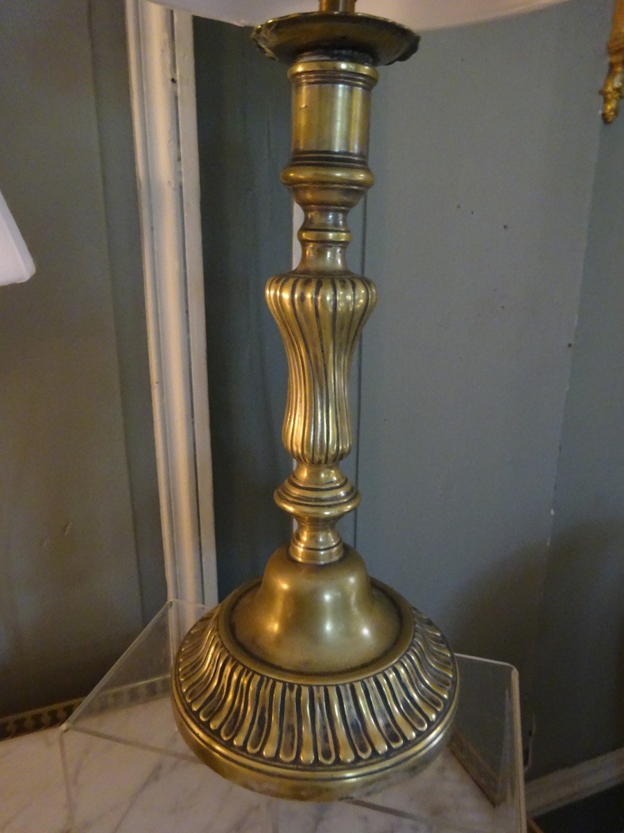 Pair Of 18th Century Bronze Candlesticks Mounted As A Lamp-photo-4