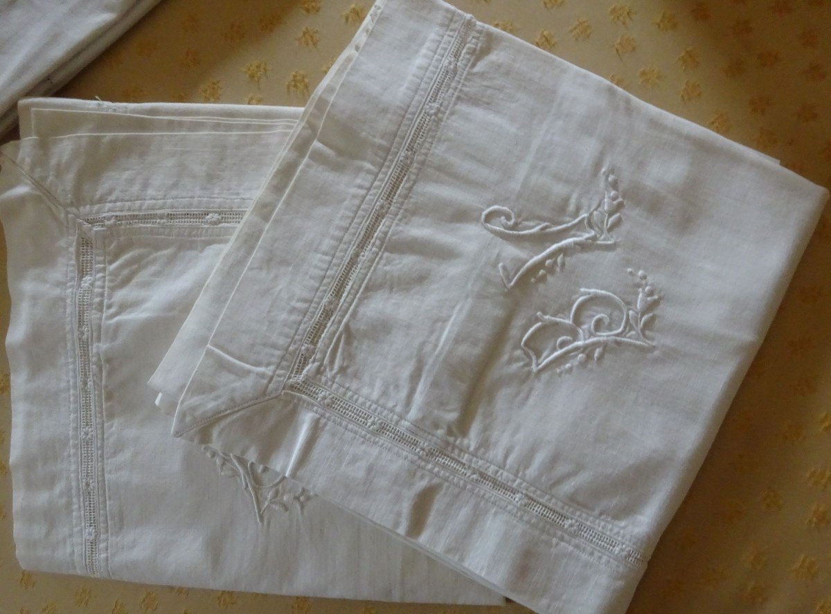 Two Pairs Of Pillowcases With Openwork Decor, They Are Numbered Bv End Of The 19th Century-photo-3