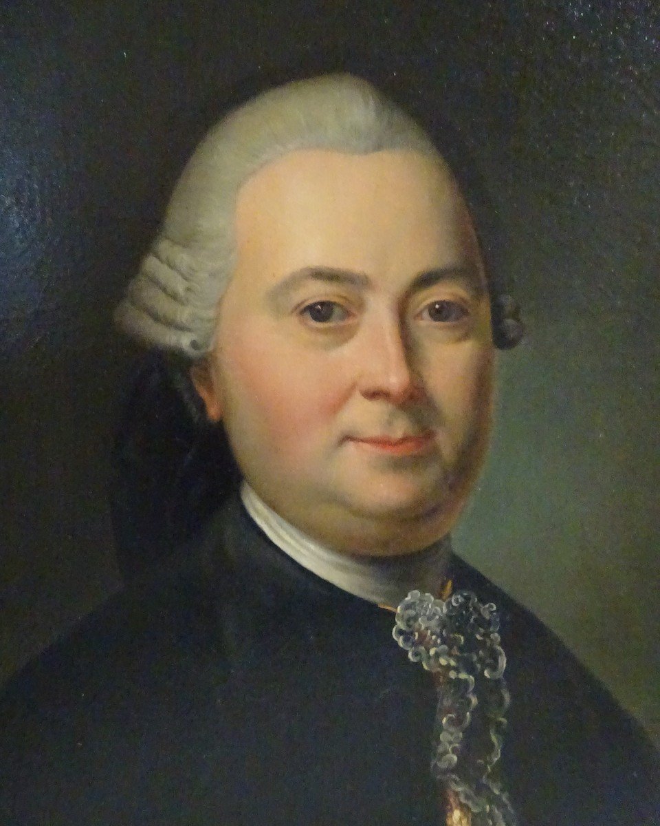 French School Of The 18th Century Portrait Of A Man Of Quality -photo-2