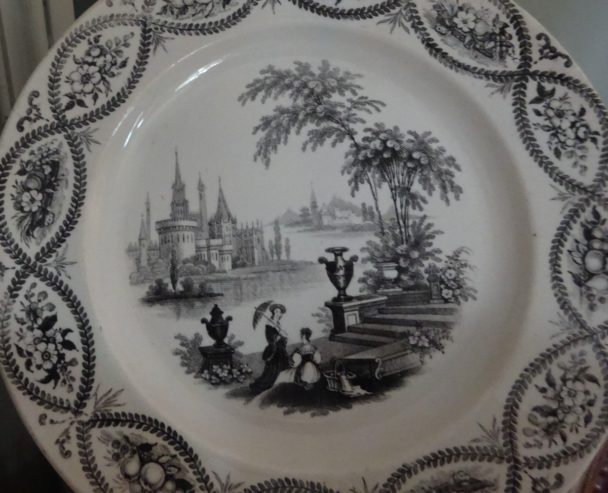 Suite De Six Assiettes à Dessert En Faience Fine De Bordeaux Milieu XIXème-photo-1