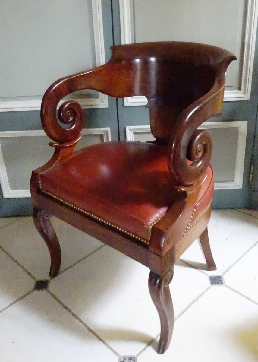 Fauteuil De Bureau d'époque Restauration En Acajou