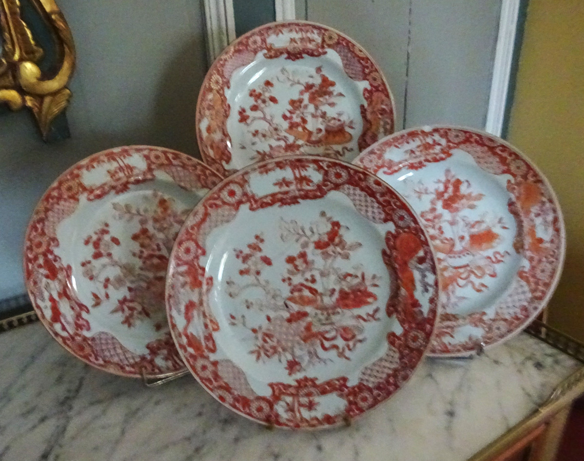 Suite De Quatres Assiettes Plates Chine XVIIIème