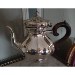 Plain Silver Teapot With Sides