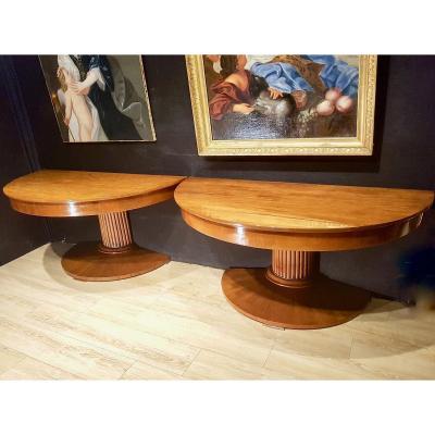 Paire De Consoles, Table,  En Noyer, Début XIXe (diamètre 156cm)