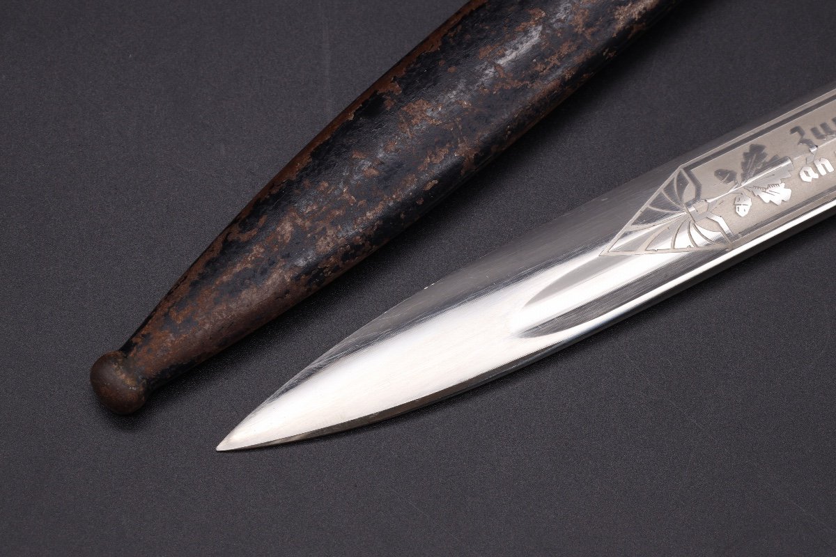 Etched Bayonet By E. Pack-photo-1