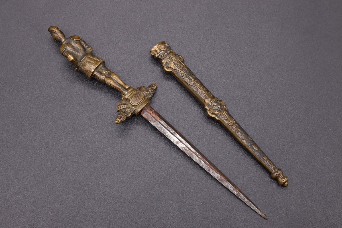 Small French Dagger-photo-4