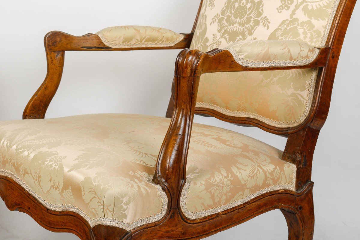 Pair Of Louis XV Period A La Reine Armchairs In Walnut-photo-2