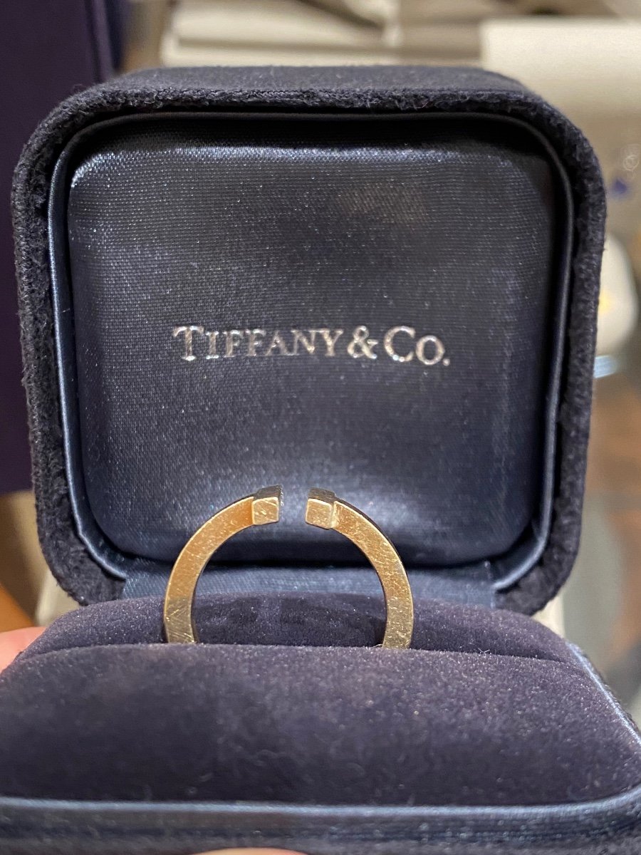 Tiffany, "t" Ring In Yellow Gold-photo-2