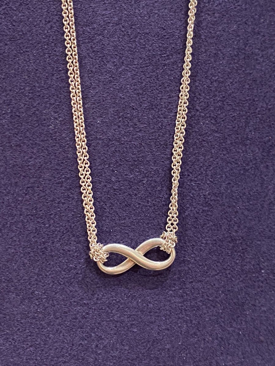 Tiffany & Co, Collier Argent Infinity-photo-1