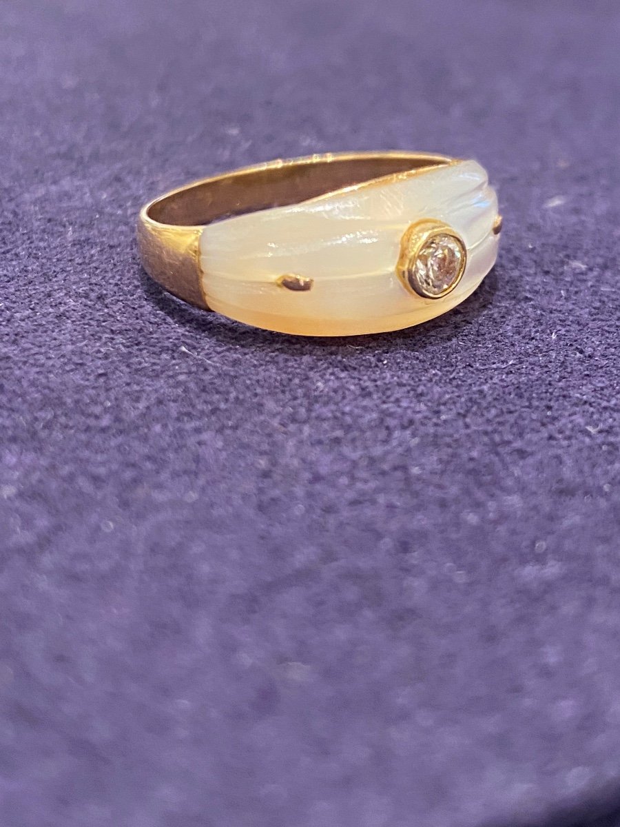 Mother Of Pearl & Diamond Band Ring-photo-3