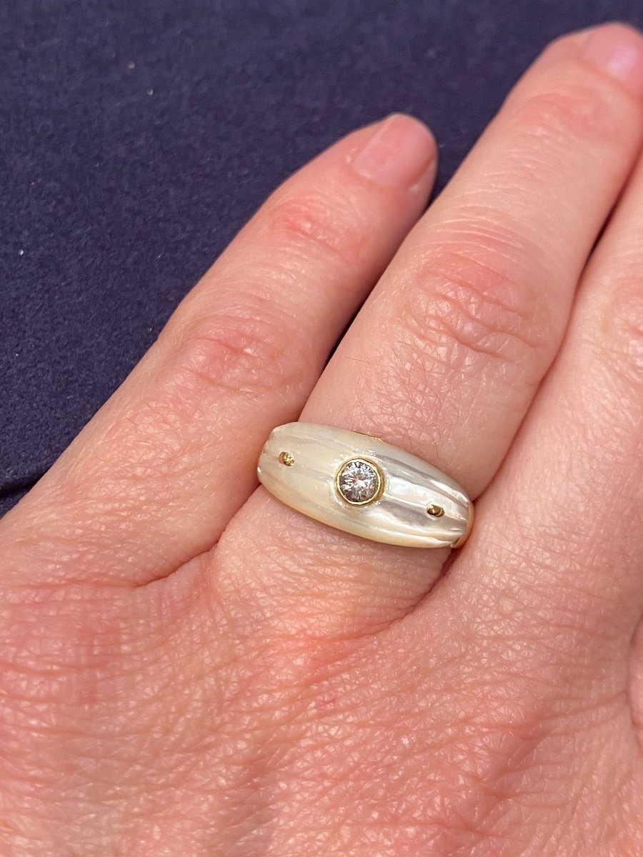 Mother Of Pearl & Diamond Band Ring-photo-1