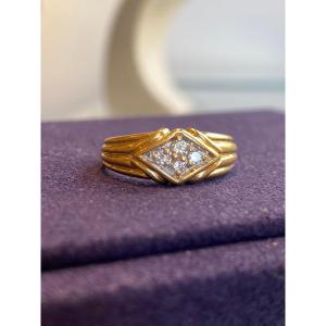 Yellow Gold & Diamond Band Ring With Diamond Pattern