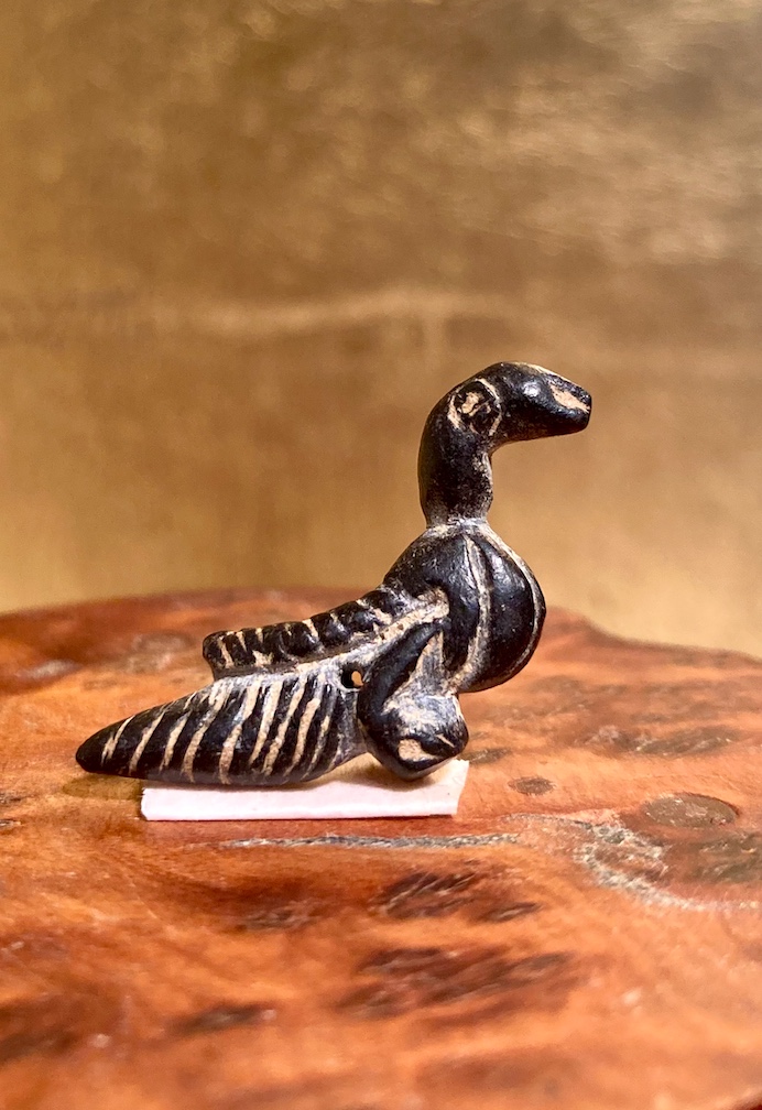 Pendant Amulet Depicting A Bird-photo-2