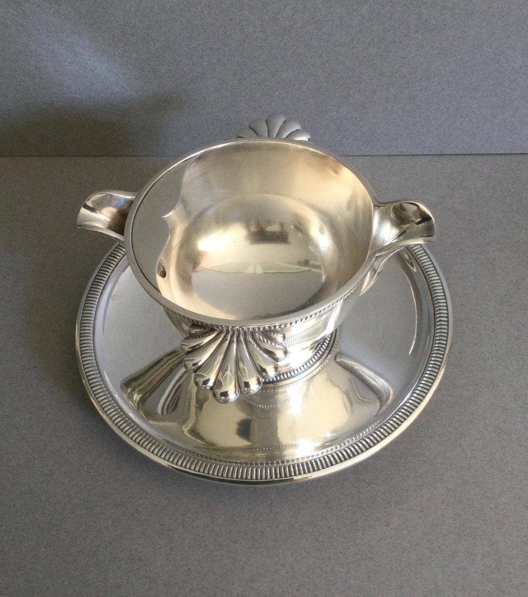 Silver Metal Sauce Boat With Tray.-photo-4