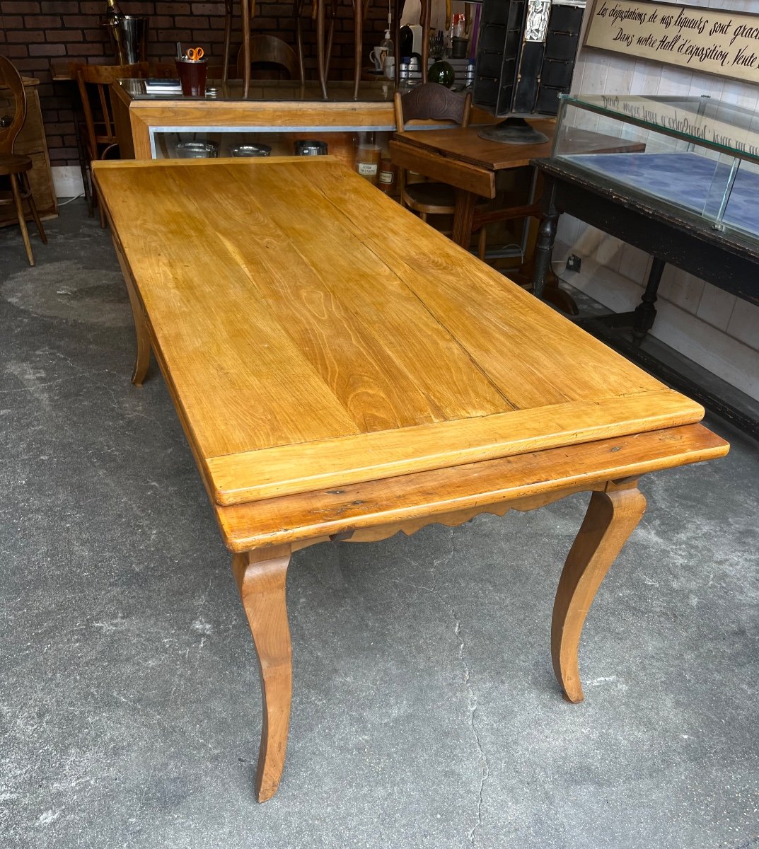 Table De Ferme