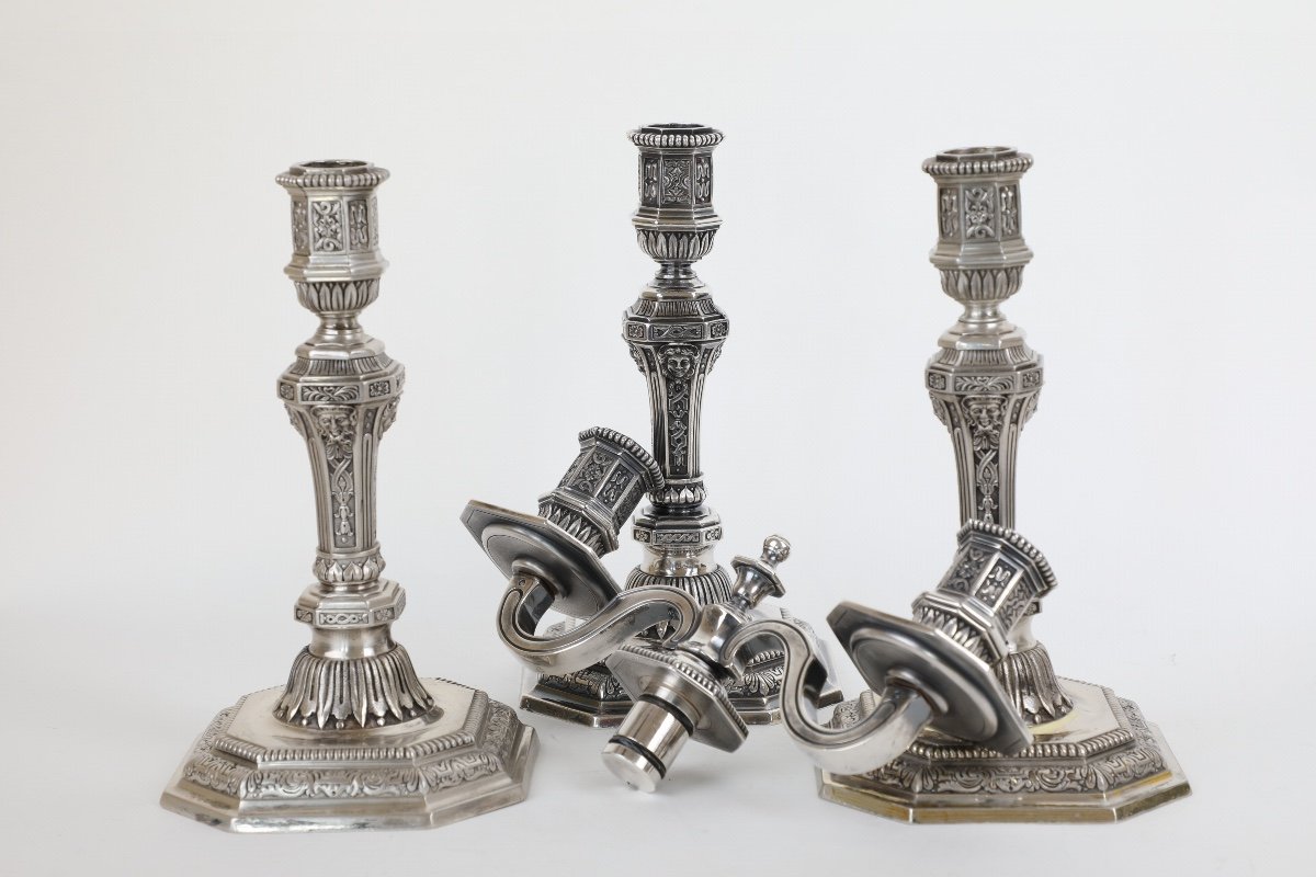  Christofle, Pair Of Candlesticks And A Louis XIV Style Candelabra In Silver Plate -photo-3