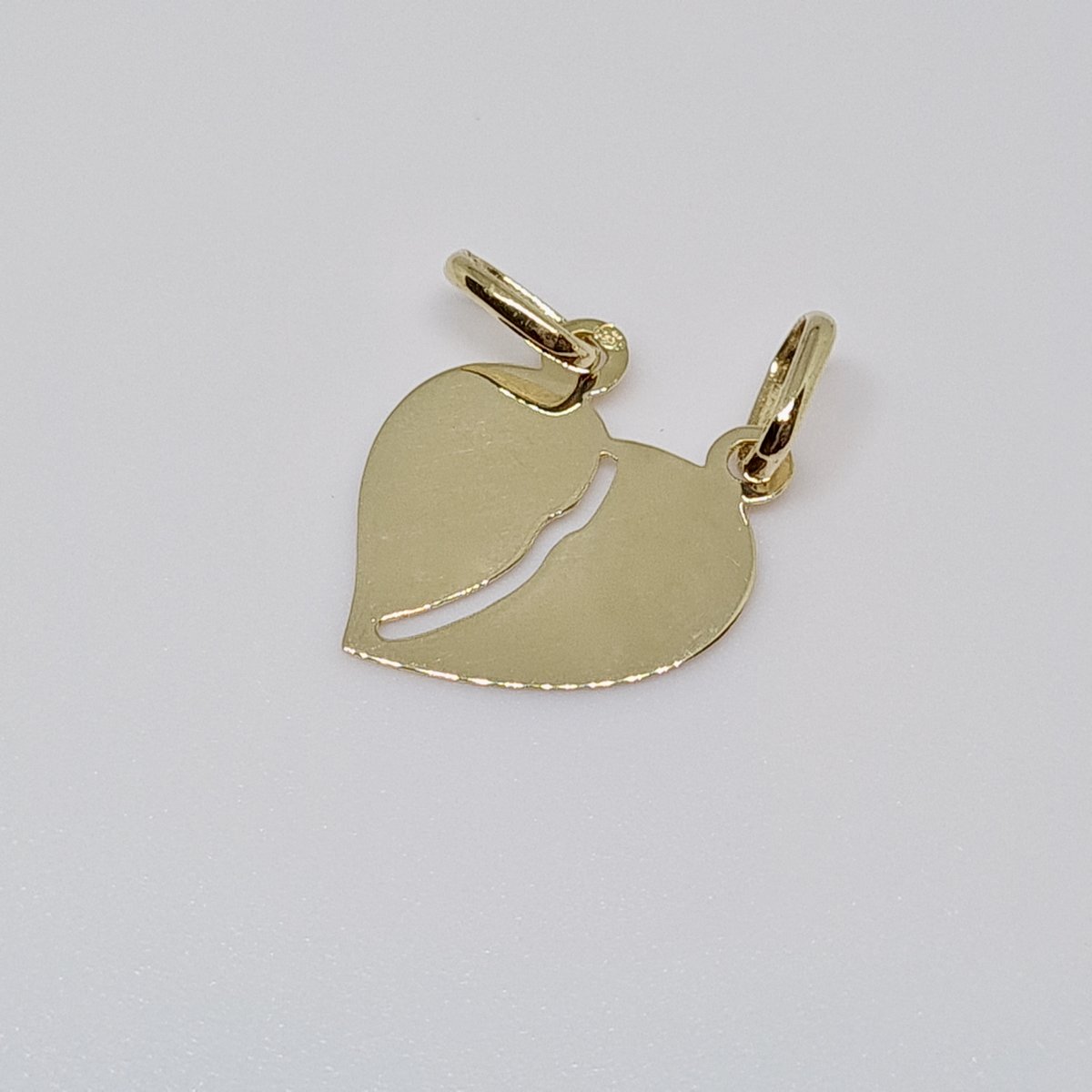Toi & Moi Heart Pendant In 18k Yellow Gold 750/1000 0.84 Gram ...