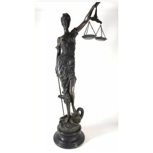 Sculpture En Bronze La Justice