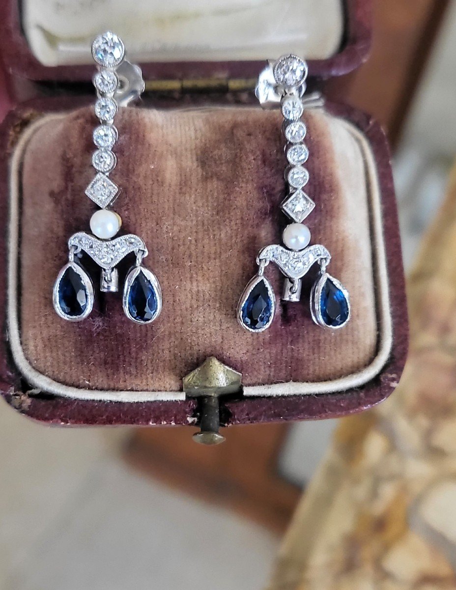 Art Deco Blue Sapphire, Diamond 18kt Gold Earrings-photo-3