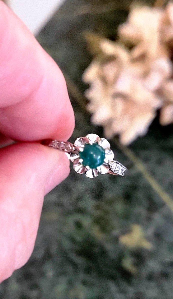 Art Deco Ring In Platinum With A Carbochon Emerald And Diamonds -photo-4