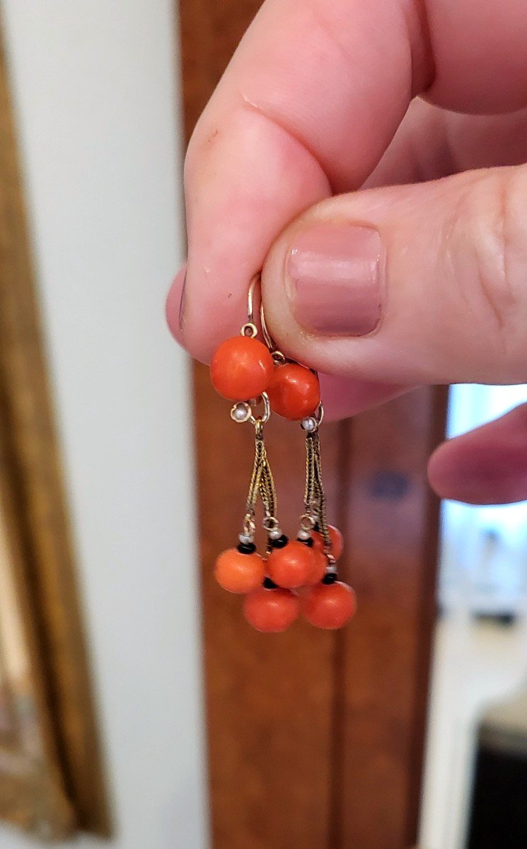 Napoleon 111 Coral And 18ct Gold Earrings -photo-1