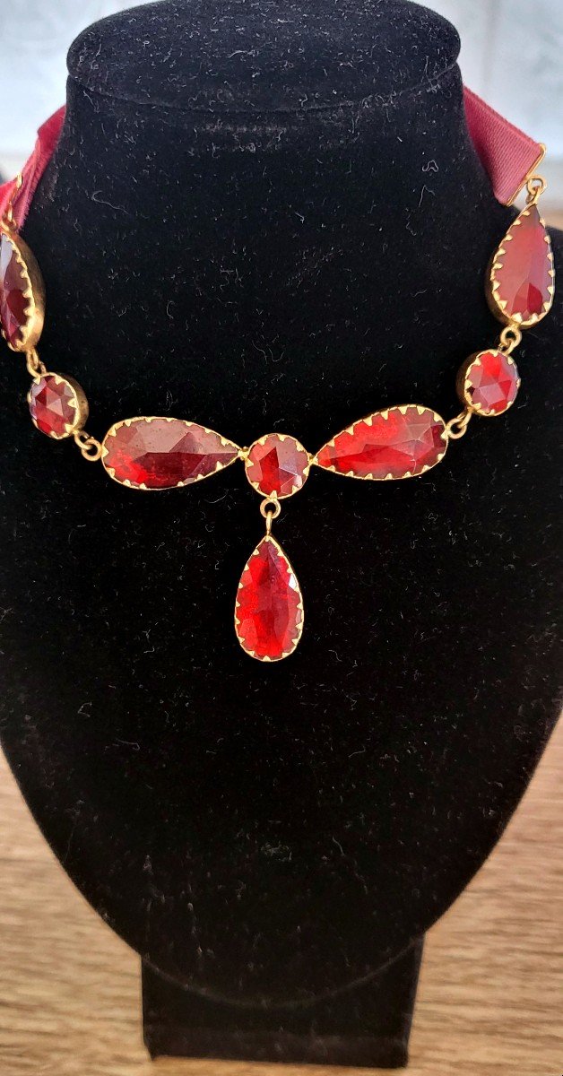 Empire Perpignan Garnets Necklace In 18ct Gold -photo-3