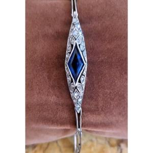 Art Deco  Bracelet En Argent Avec Vrais Diamants Et Une Pâte De Verre Bleue 