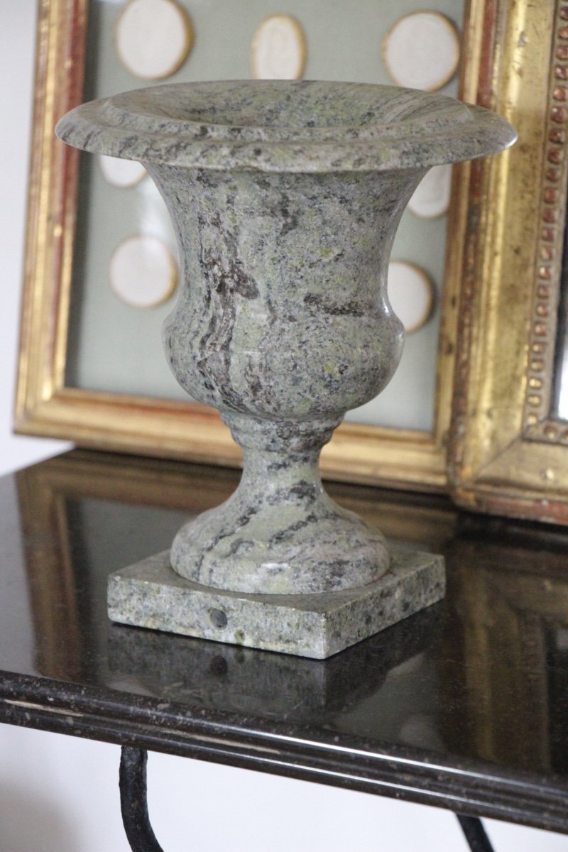 Pair Of Medici Marble Vases-photo-2