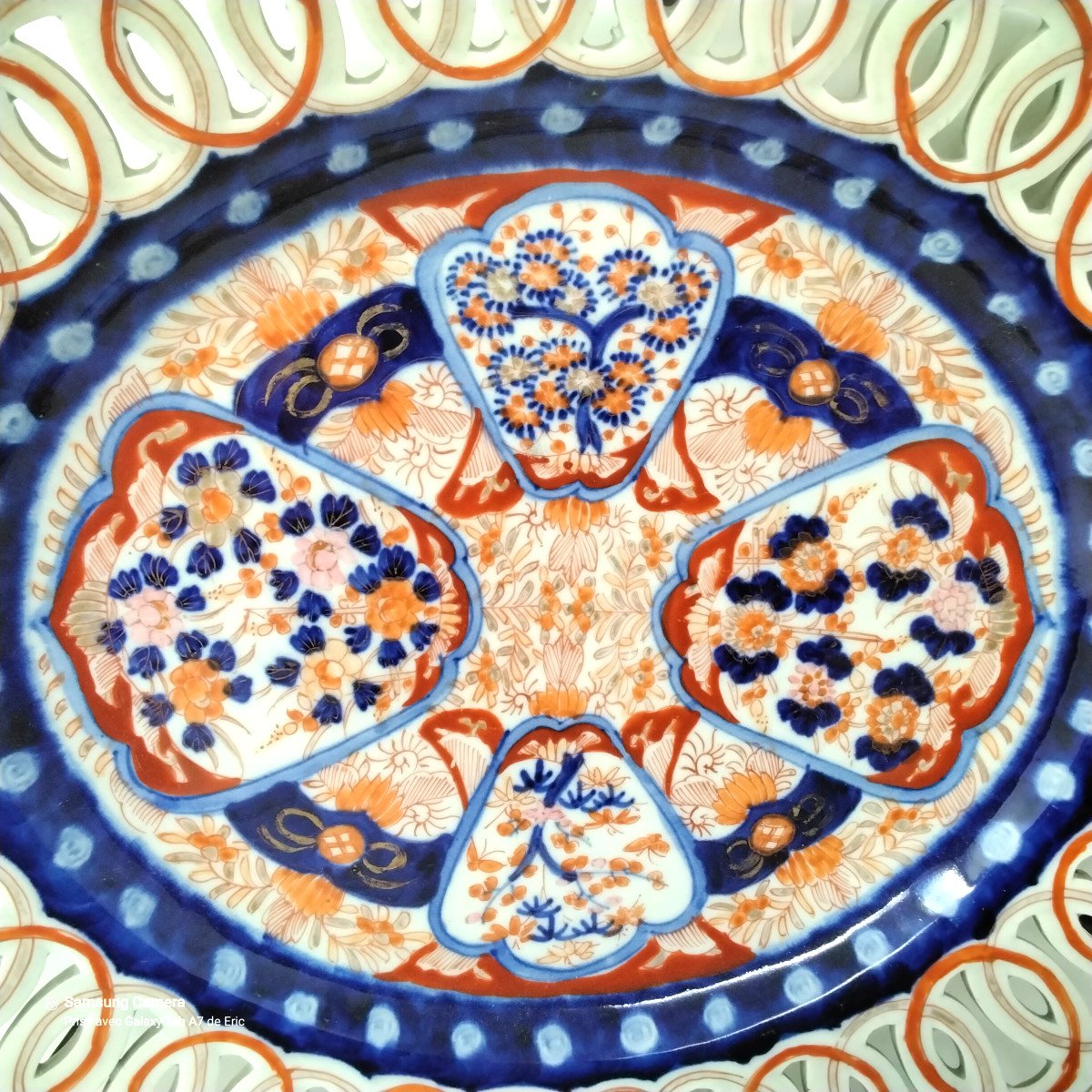 Japanese Imari Dish With Openwork And Godroned Wings-photo-2
