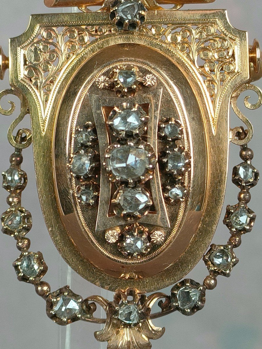 19th Century Gold And Diamond Brooch -photo-3
