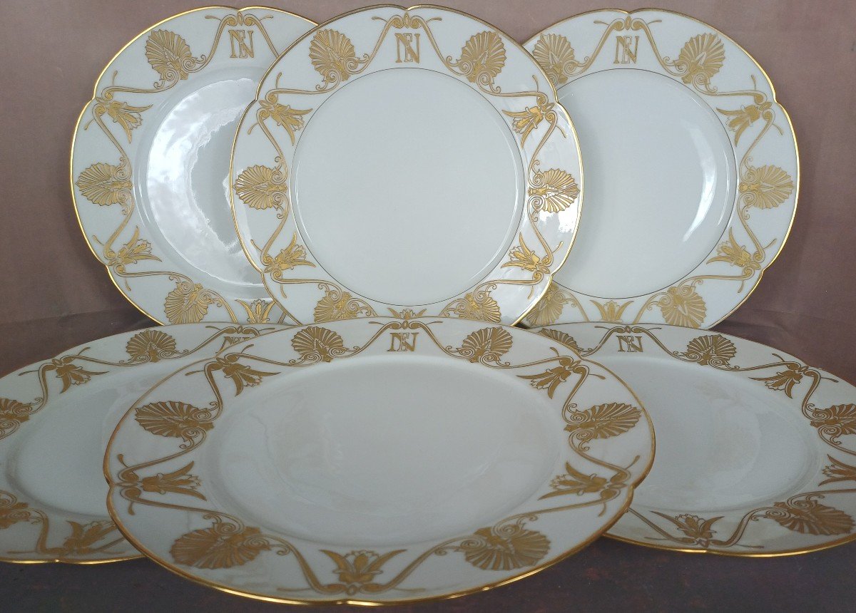 Service de 6 Assiettes Porcelaine de Paris Paul Blot Paris et Jean Pouyat Limoges