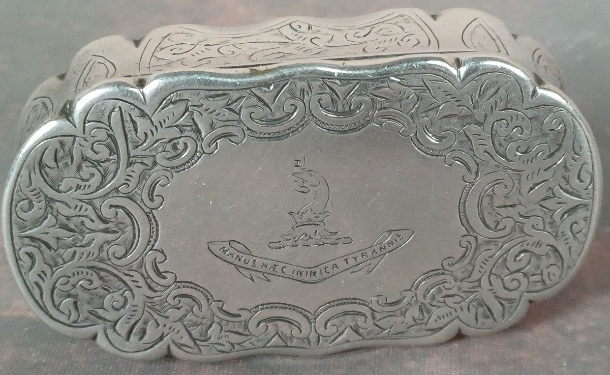 Victorian Sterling Silver Snuff Box Manus Haec Inimica Tyrannis Signed Hamilton Calcutta India 