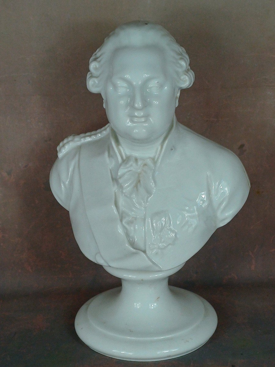 Bust Of Louis XVI In Porcelain -photo-3