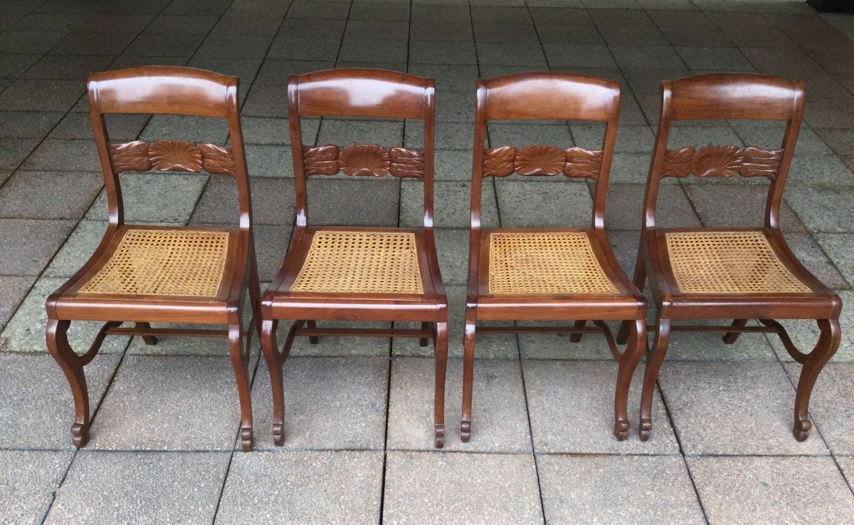 Quatre Chaises De Style Restauration