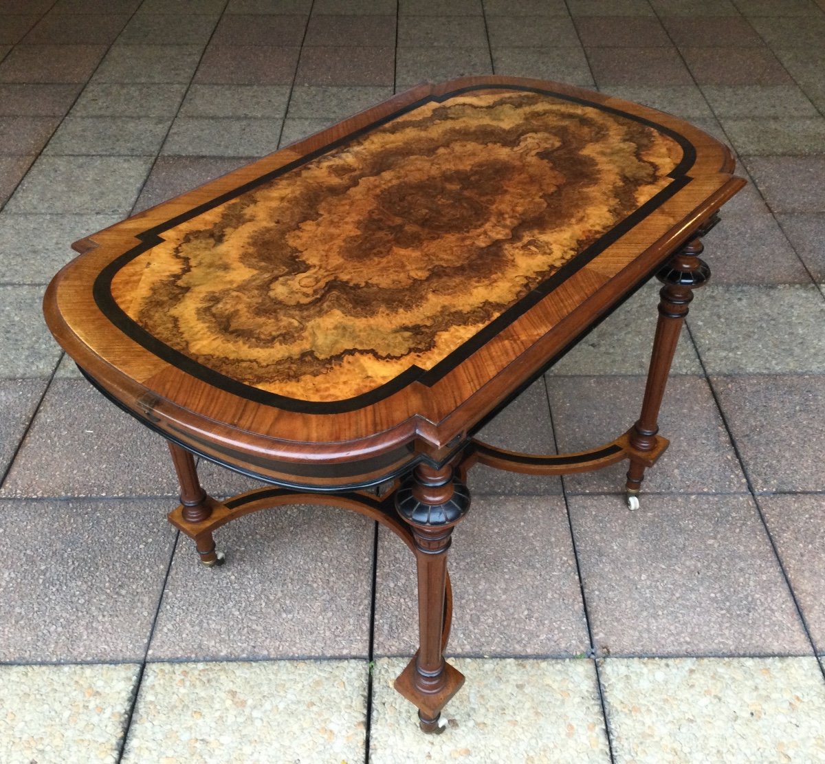 Une Table à écrire Ou Une Console-desserte  En Marqueterie-photo-4