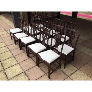 14 Chairs. (8 + 6) In Mahogany From The 19th Century