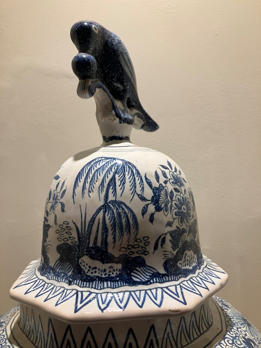 Large Delft Blue And White Porcelain Baluster Covered Vase. 19th Century -photo-2