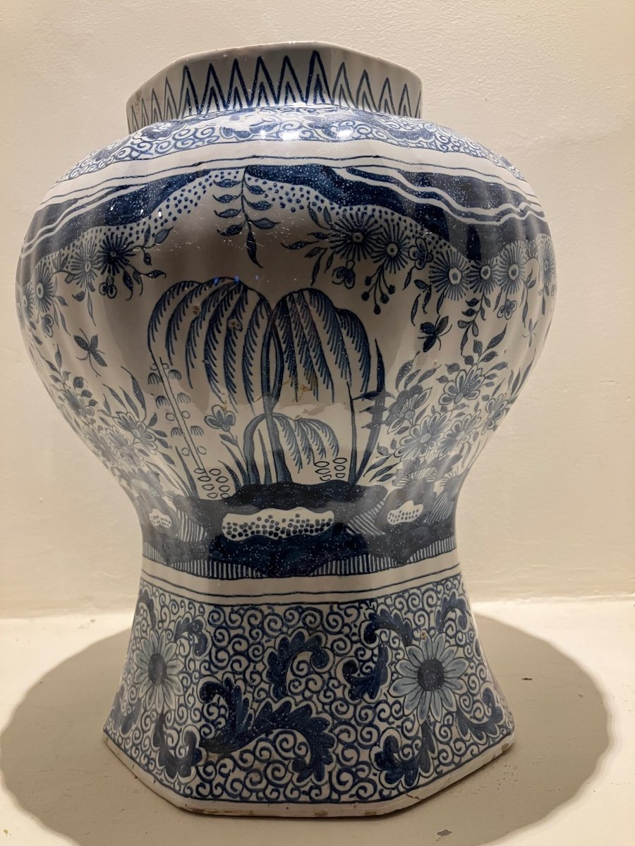 Large Delft Blue And White Porcelain Baluster Covered Vase. 19th Century -photo-5