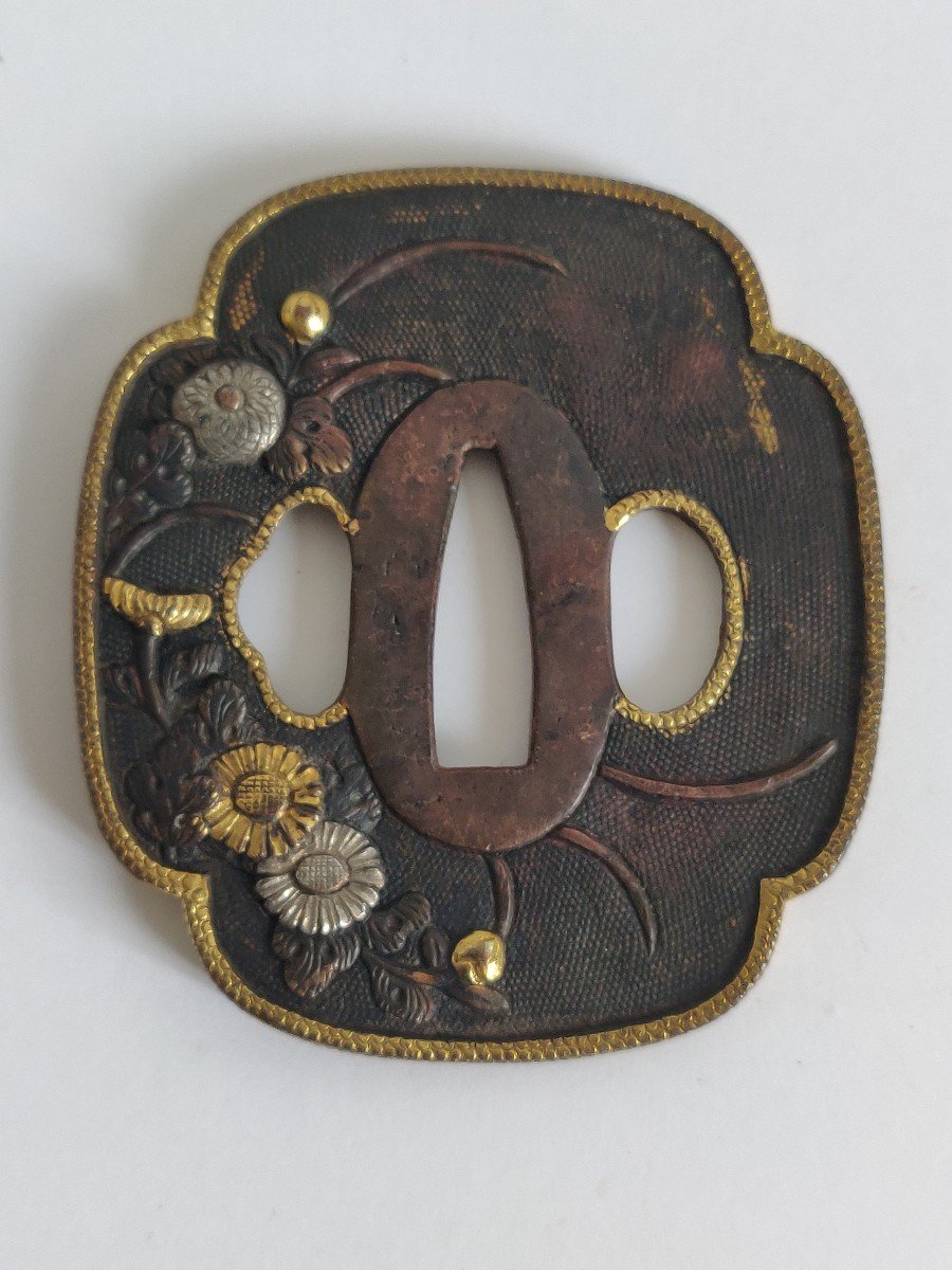 Tsuba In Shakudo With Flower Decor-photo-2