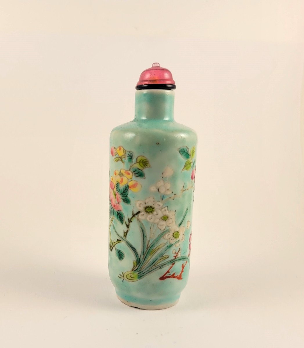 Chinese Turquoise Porcelain Snuff Bottle Decorated With Flowering Branches-photo-2