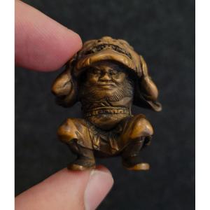 Netsuke - Shoki With Oni Mask - Wood