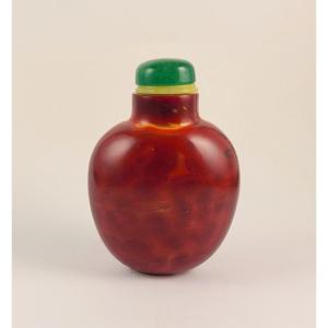 Ovoid Snuff Bottle In Orange-red Glass