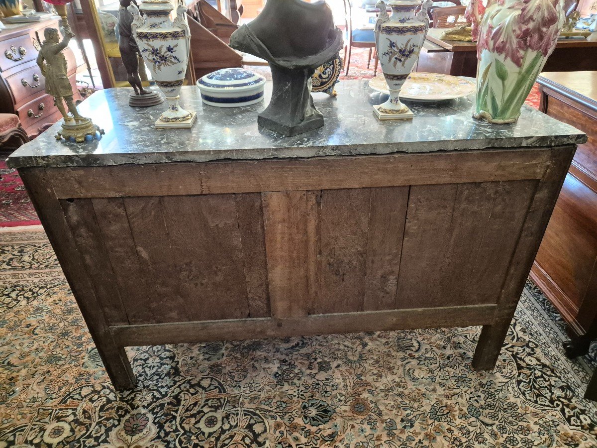 Transition Period Chest Of Drawers With Marquetry From The 18th Century-photo-1